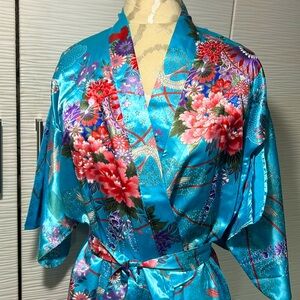 New/Never Worn authentic Japanese kimono, Sz S